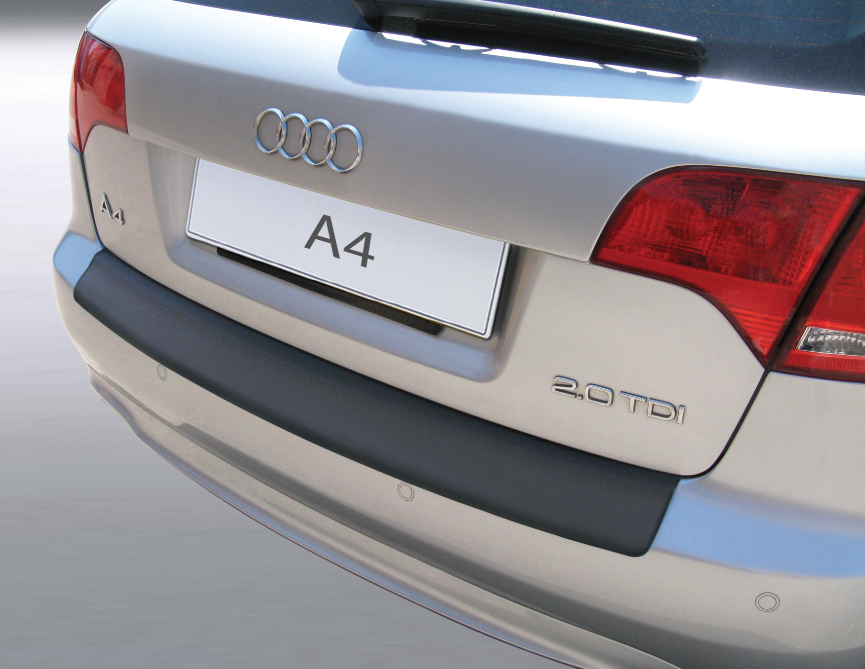 Takapuskurin kolhusuoja Audi A4 Avant 04-08 (EI S4)