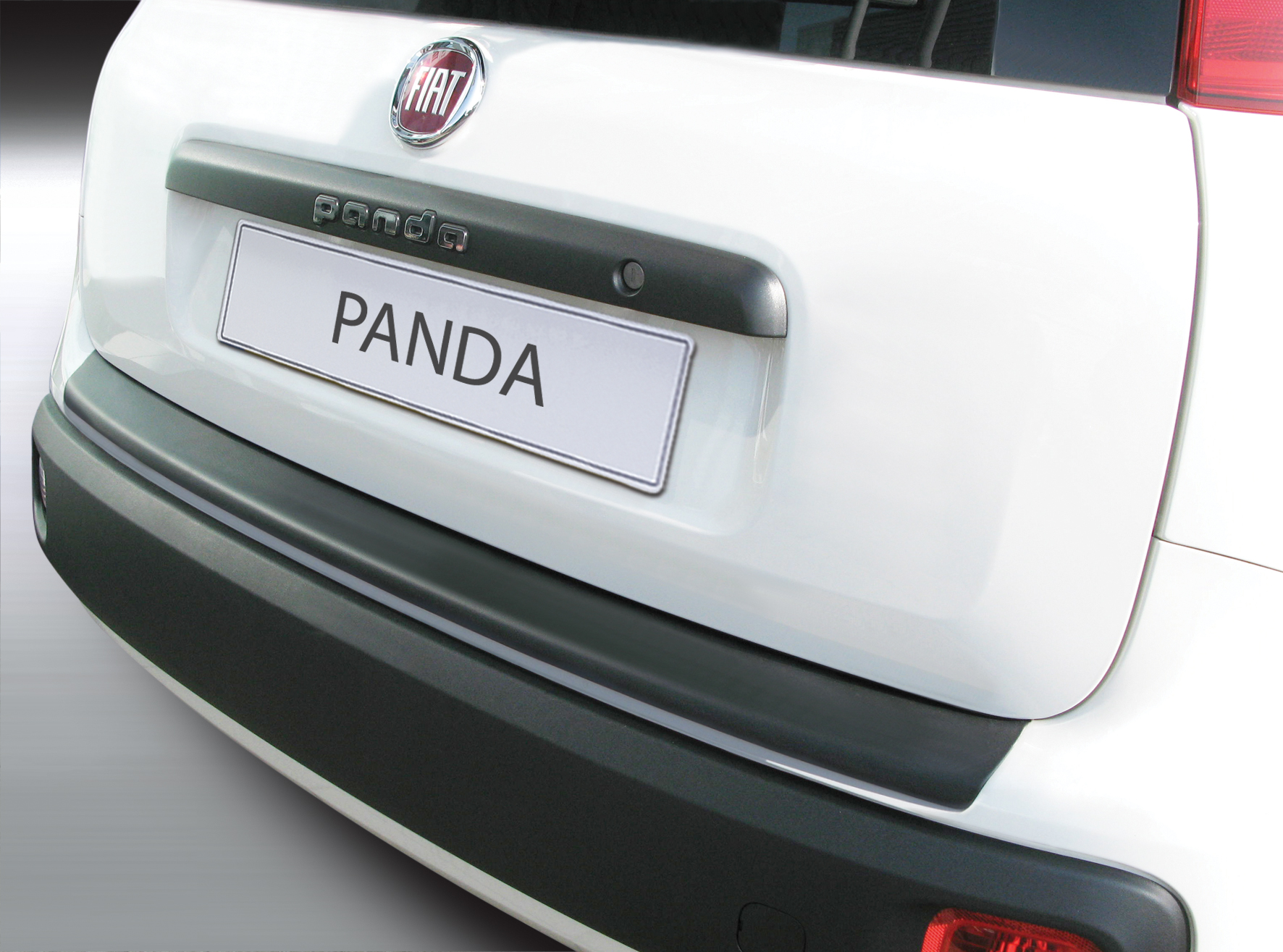 Takapuskurin kolhusuoja Fiat Panda 3/2012- (EI 4x4/TREKKING)