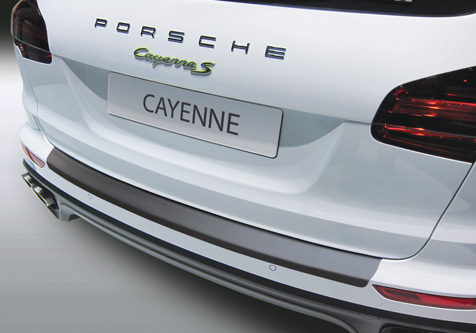 Takapuskurin kolhusuoja Porsche Cayenne 10.2014-