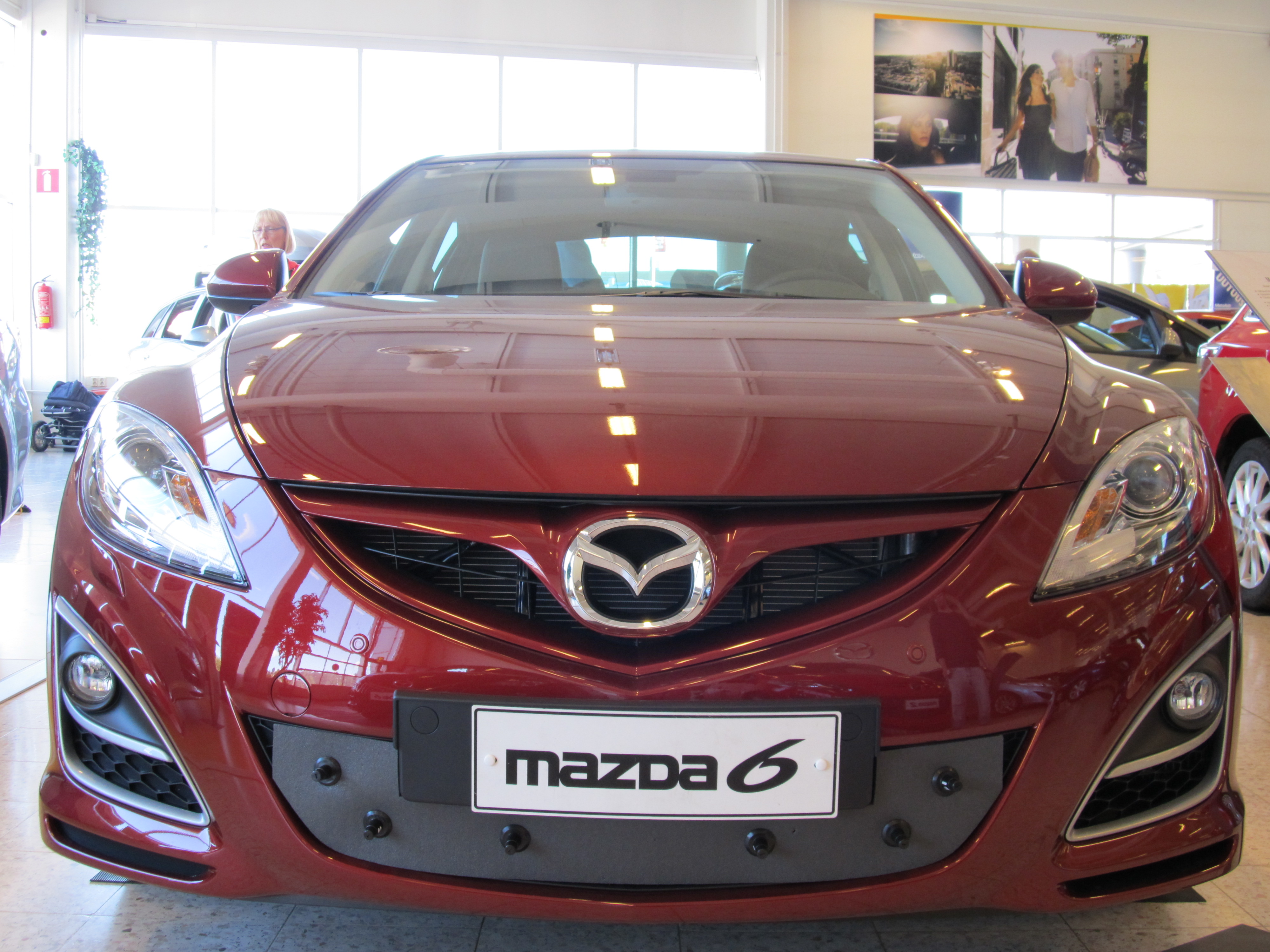 Maskisuoja Mazda 6 2011-2012, vain alaosa
