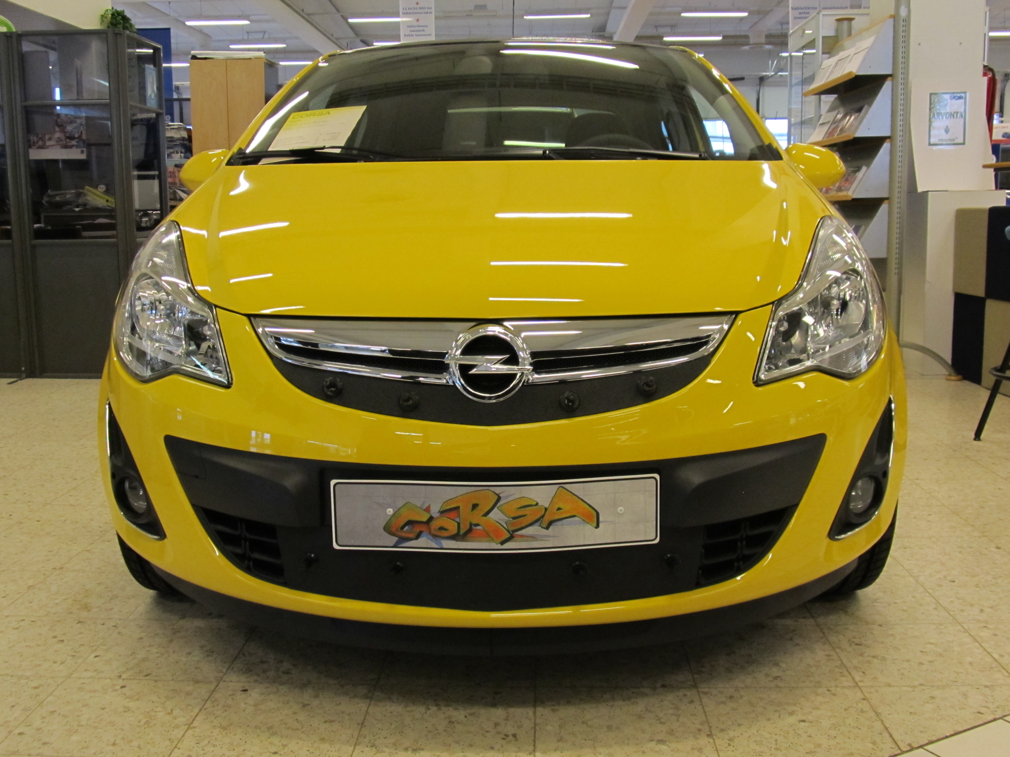 Maskisuoja Opel Corsa 2011-2014