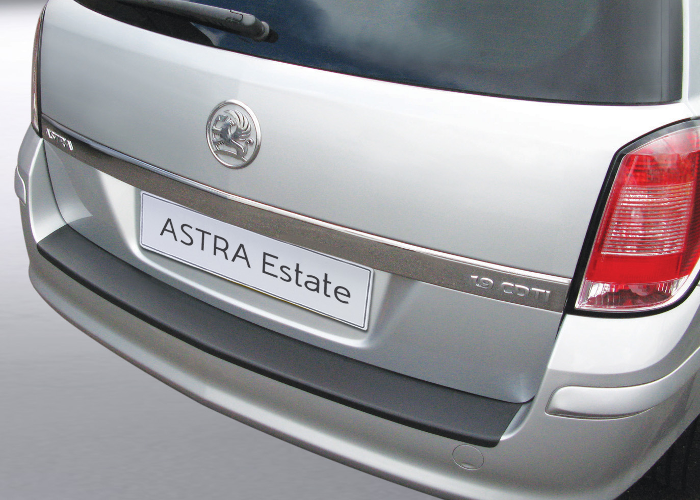 Takapuskurin kolhusuoja Opel Astra H Combi 07-10