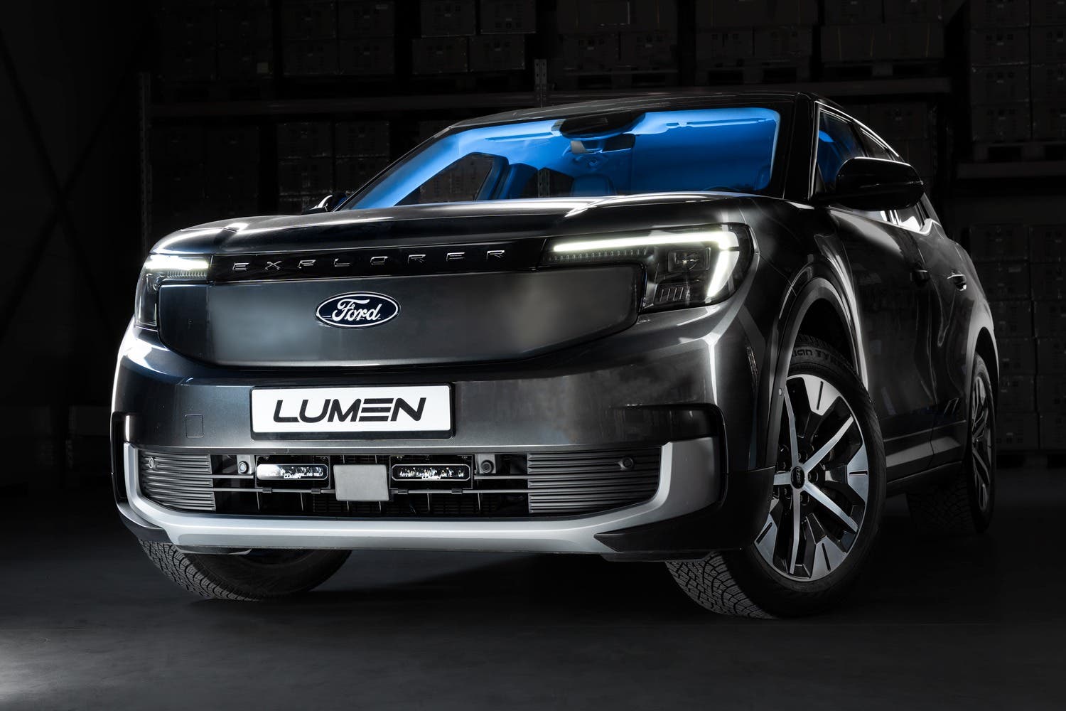 Lis�valosarja, Explorer EV 2024-, 2 x S8-paneeli