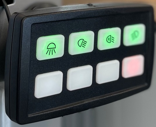 Kytkinpaneeli, 8 painiketta, pidike ja teippi