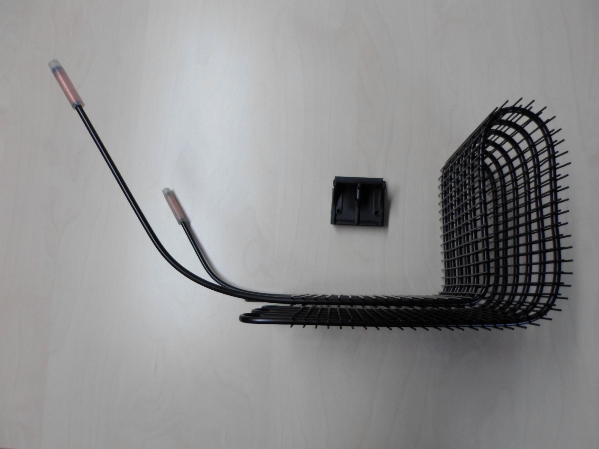 Ilmanlauhdutin PIN TYPE kiinnikkeell�