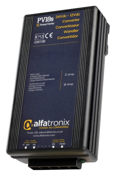 Muunnin 24-12V 18A (22A) erist�m�t�n kytketty