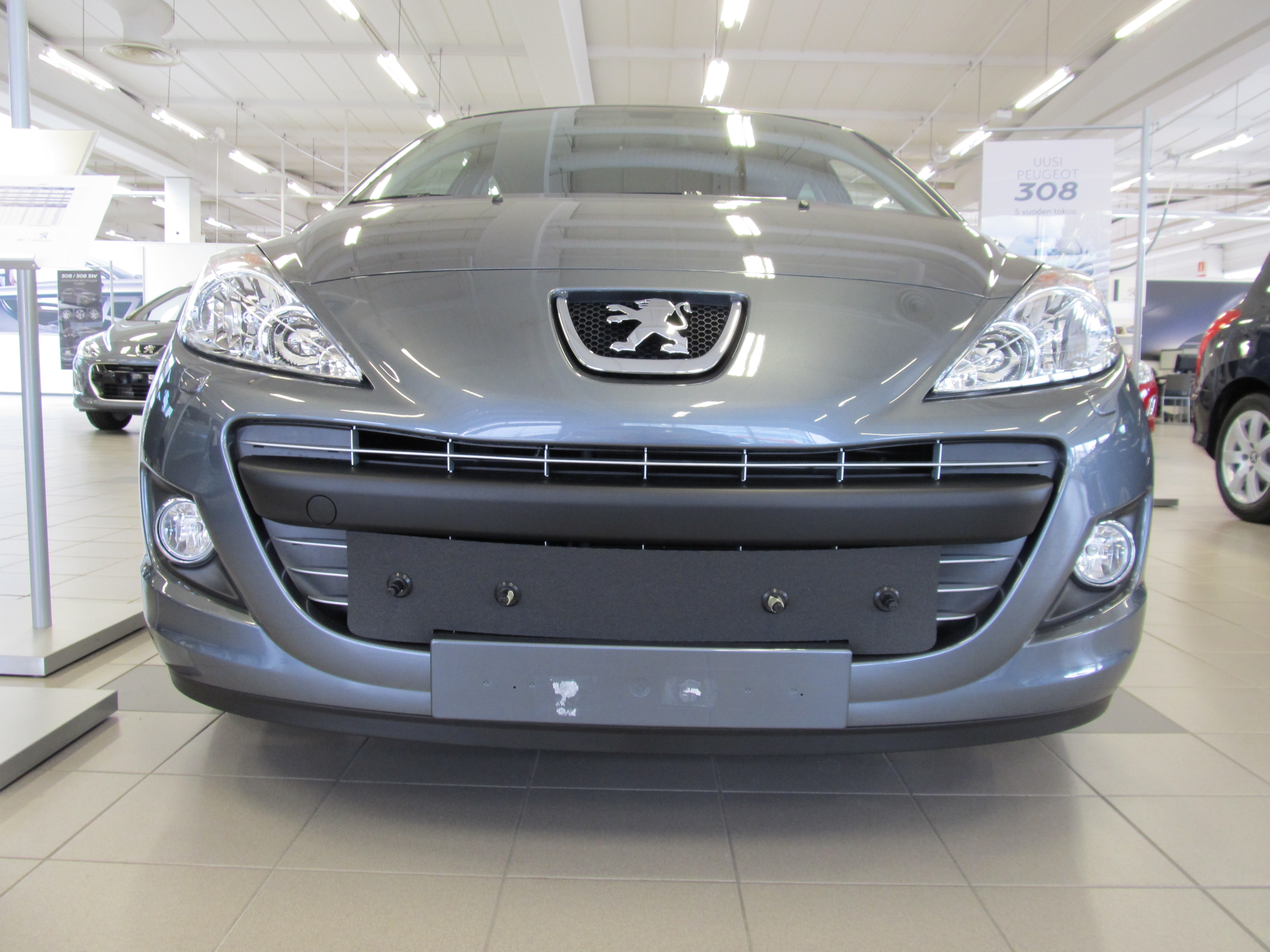 Maskisuoja Peugeot 307 2006-