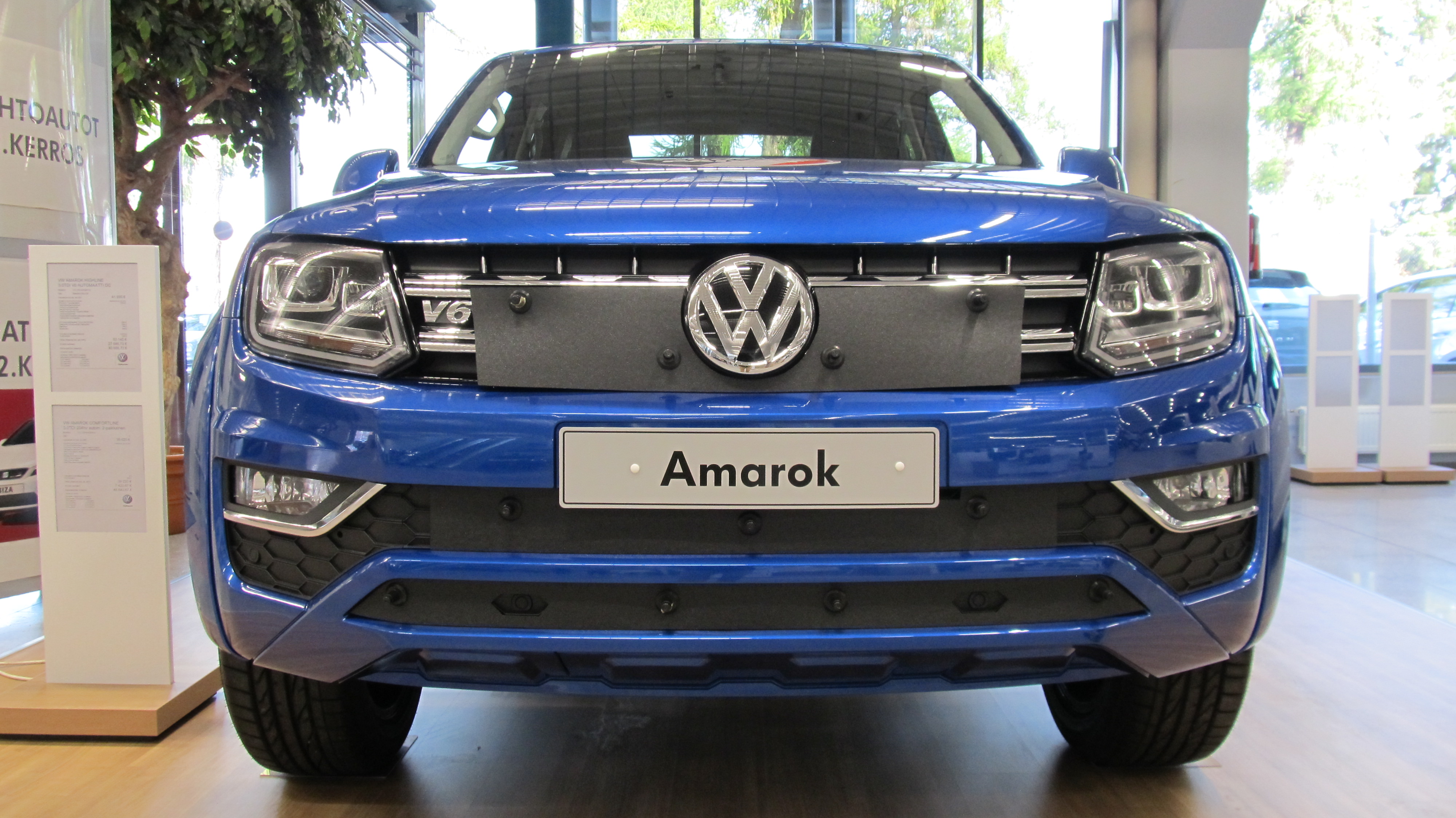 Maskisuoja Vw Amarok 2017-2021