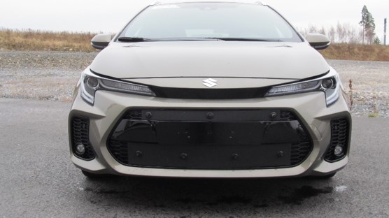 Maskisuoja Suzuki Swace 2020-
