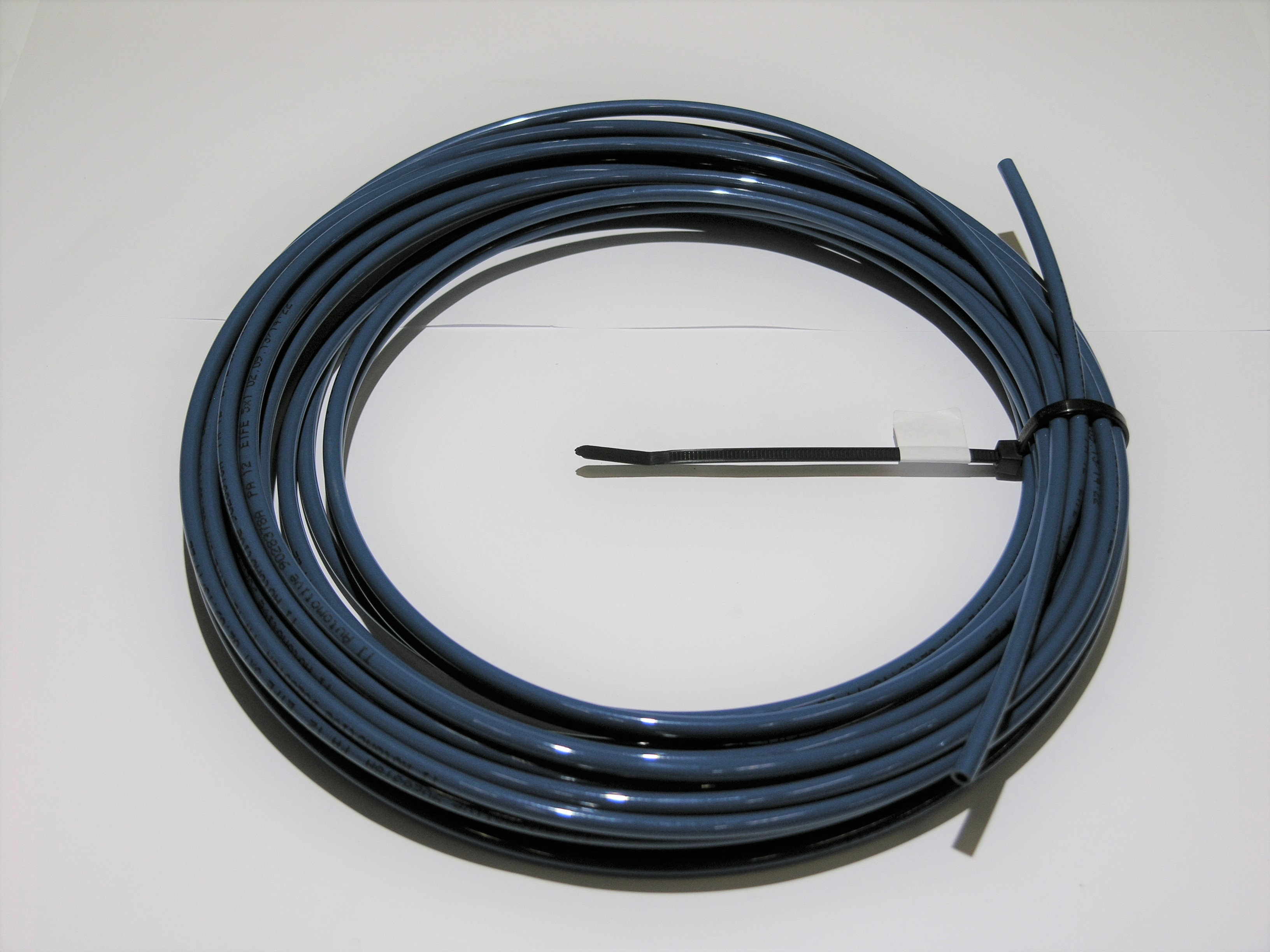 Polttoaineputki PA12 ETFE Da5mm, Di3mm, L=12m