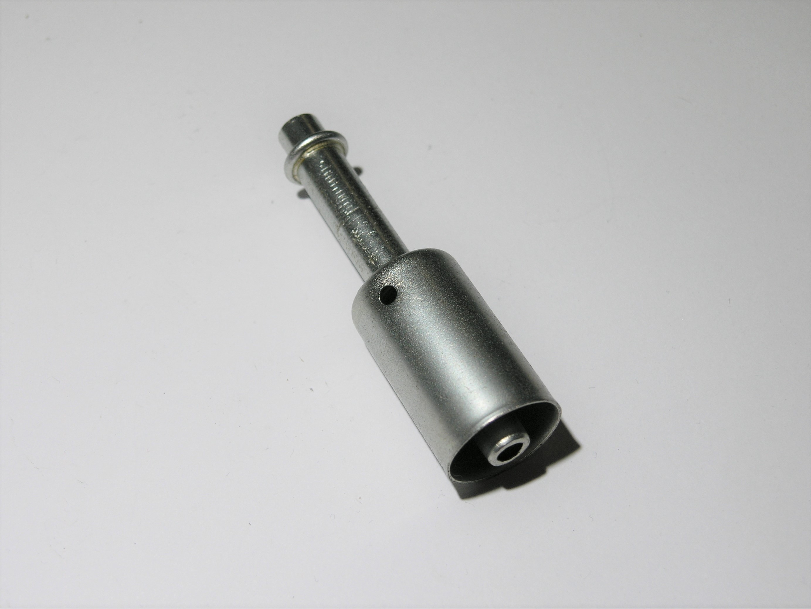 Liitin 5/8-180-6 PAD