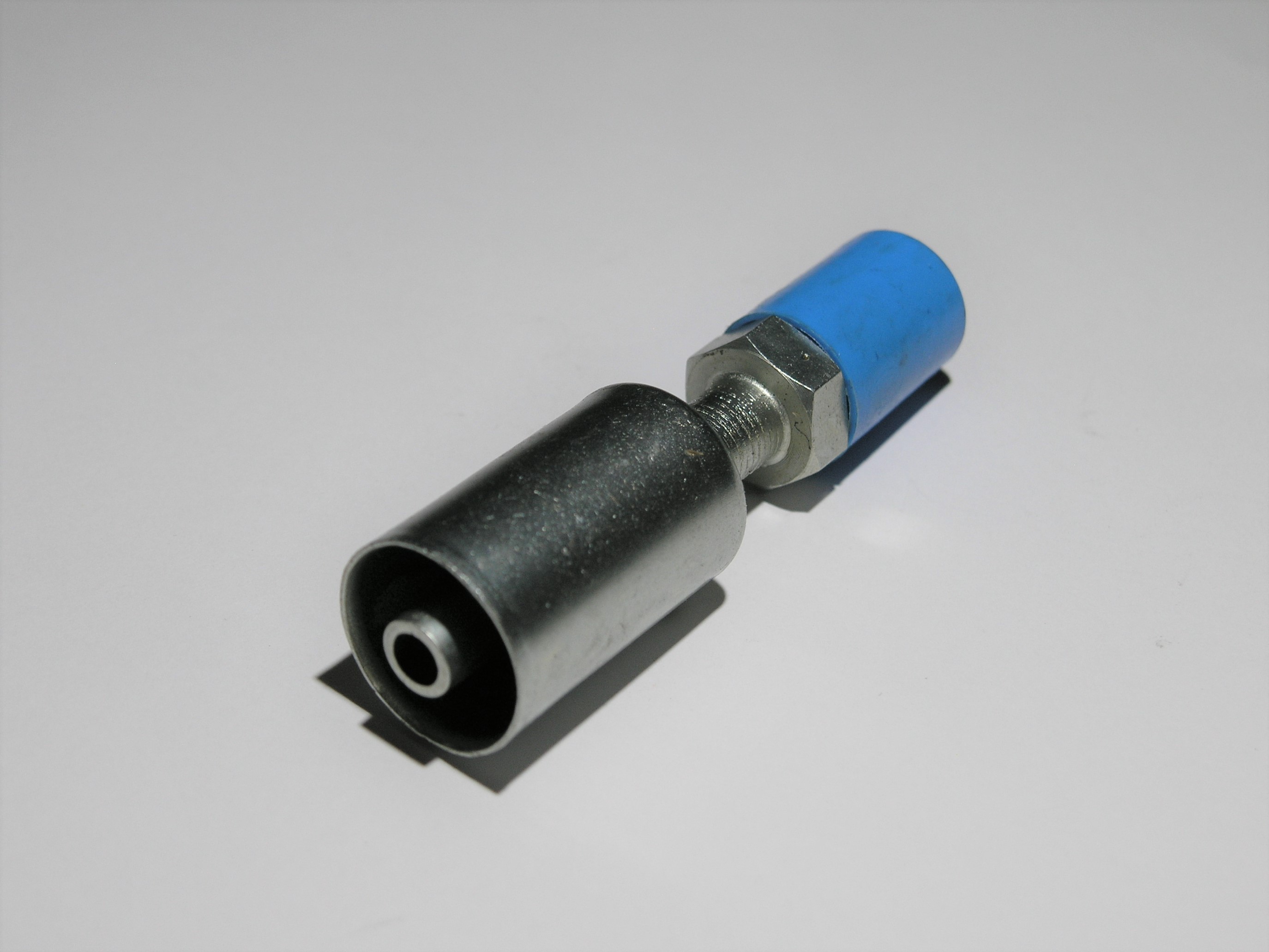 Liitin 5/8-180-6 UK kiinte�