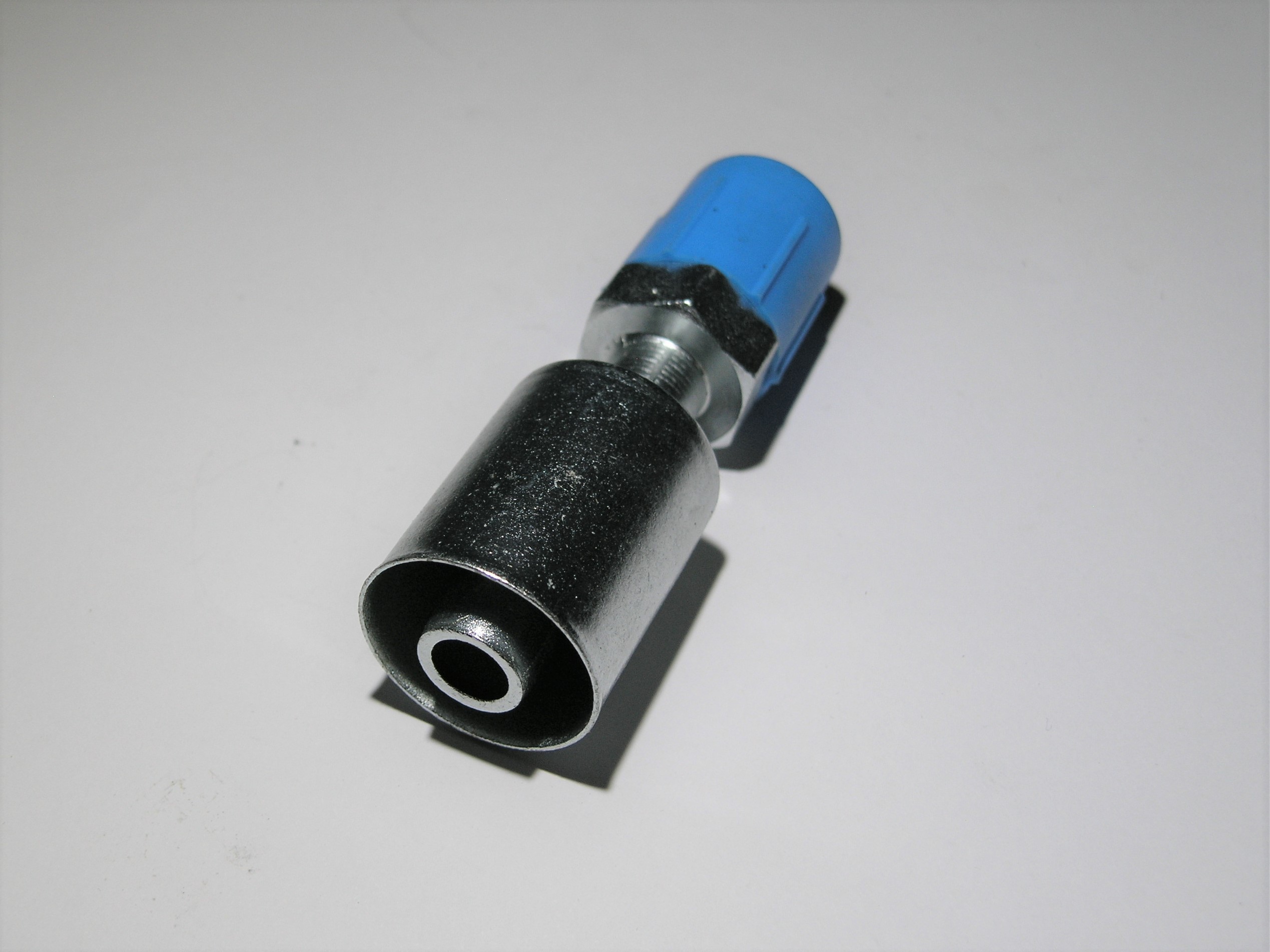 Liitin 7/8-180-10 UK kiinte
