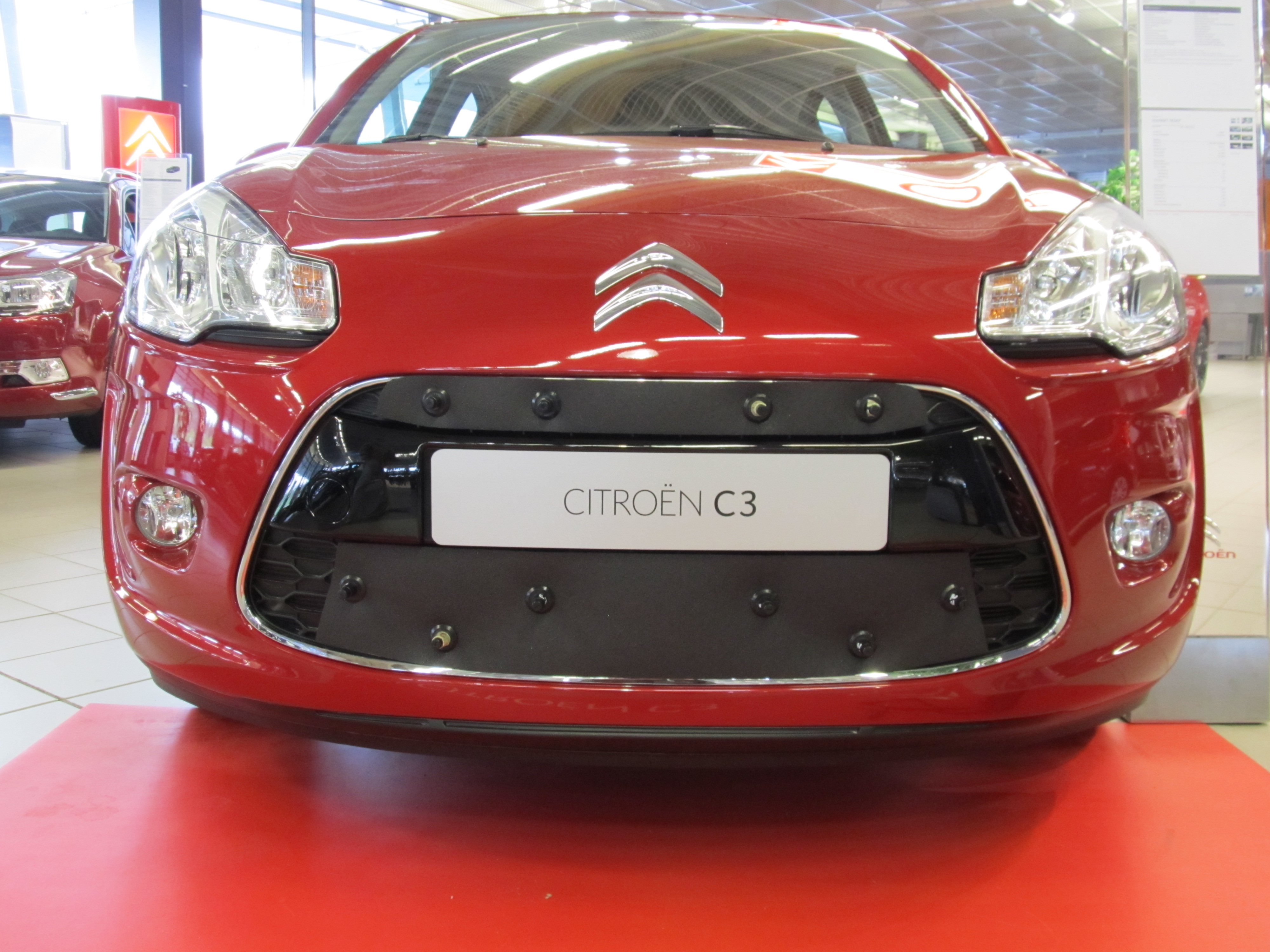 Maskisuoja Citroen C3 2011-2012